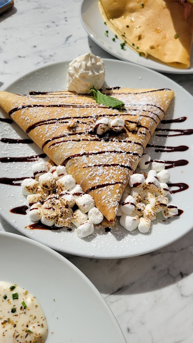 Sweet Paris Creperie And Cafe-5